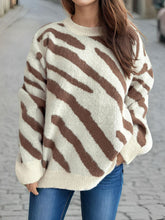 Load image into Gallery viewer, Contrast Round Neck Long Sleeve Sweater
