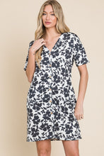 Load image into Gallery viewer, BOMBOM Floral Button Down Mini Dress
