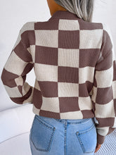 Load image into Gallery viewer, Checkered Mock Neck Long Sleeve Sweater
