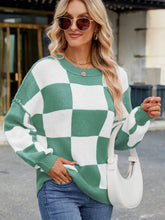 Load image into Gallery viewer, Checkered Round Neck Long Sleeve Sweater
