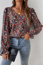 Load image into Gallery viewer, V-Neck Printed Long Sleeve Blouse
