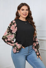 Load image into Gallery viewer, Plus Size Floral Flounce Sleeve Blouse
