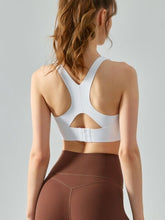 Load image into Gallery viewer, Round Neck Racerback Active Bra
