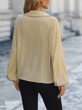 Load image into Gallery viewer, Johnny Collar Long Sleeve Blouse
