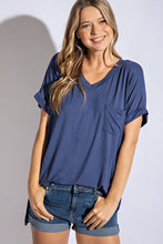 Load image into Gallery viewer, V NECK BASIC HIGH-LOW HEM TOP
