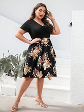 Load image into Gallery viewer, Plus Size Printed Ruched V-Neck Short Sleeve Dress
