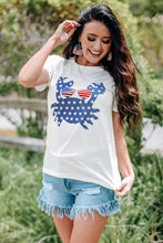 Load image into Gallery viewer, US Flag Crab Graphic Round Neck Tee
