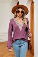 Load image into Gallery viewer, Contrast V-Neck Long Sleeve Blouse
