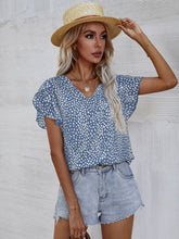 Load image into Gallery viewer, Printed V-Neck Petal Sleeve Blouse
