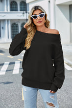 Load image into Gallery viewer, Long Sleeve Ribbed Trim Sweater
