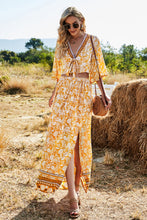 Load image into Gallery viewer, Printed Half Sleeve Top and Slit Skirt Set
