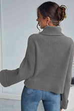 Load image into Gallery viewer, Turtleneck Long Sleeve Sweater
