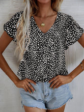 Load image into Gallery viewer, Printed V-Neck Petal Sleeve Blouse
