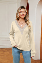 Load image into Gallery viewer, Contrast V-Neck Long Sleeve Blouse
