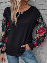 Load image into Gallery viewer, Floral Round Neck Long Sleeve Top
