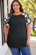 Load image into Gallery viewer, Plus Size Floral Spliced Tee Shirt
