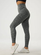 Load image into Gallery viewer, Leopard High Waist Active Pants
