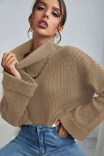 Load image into Gallery viewer, Turtleneck Long Sleeve Sweater
