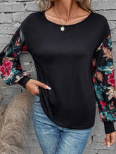 Load image into Gallery viewer, Floral Round Neck Long Sleeve Top
