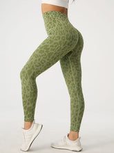 Load image into Gallery viewer, Leopard High Waist Active Pants
