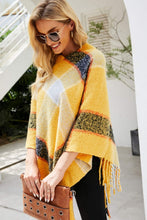 Load image into Gallery viewer, Plaid Fringe Detail Poncho
